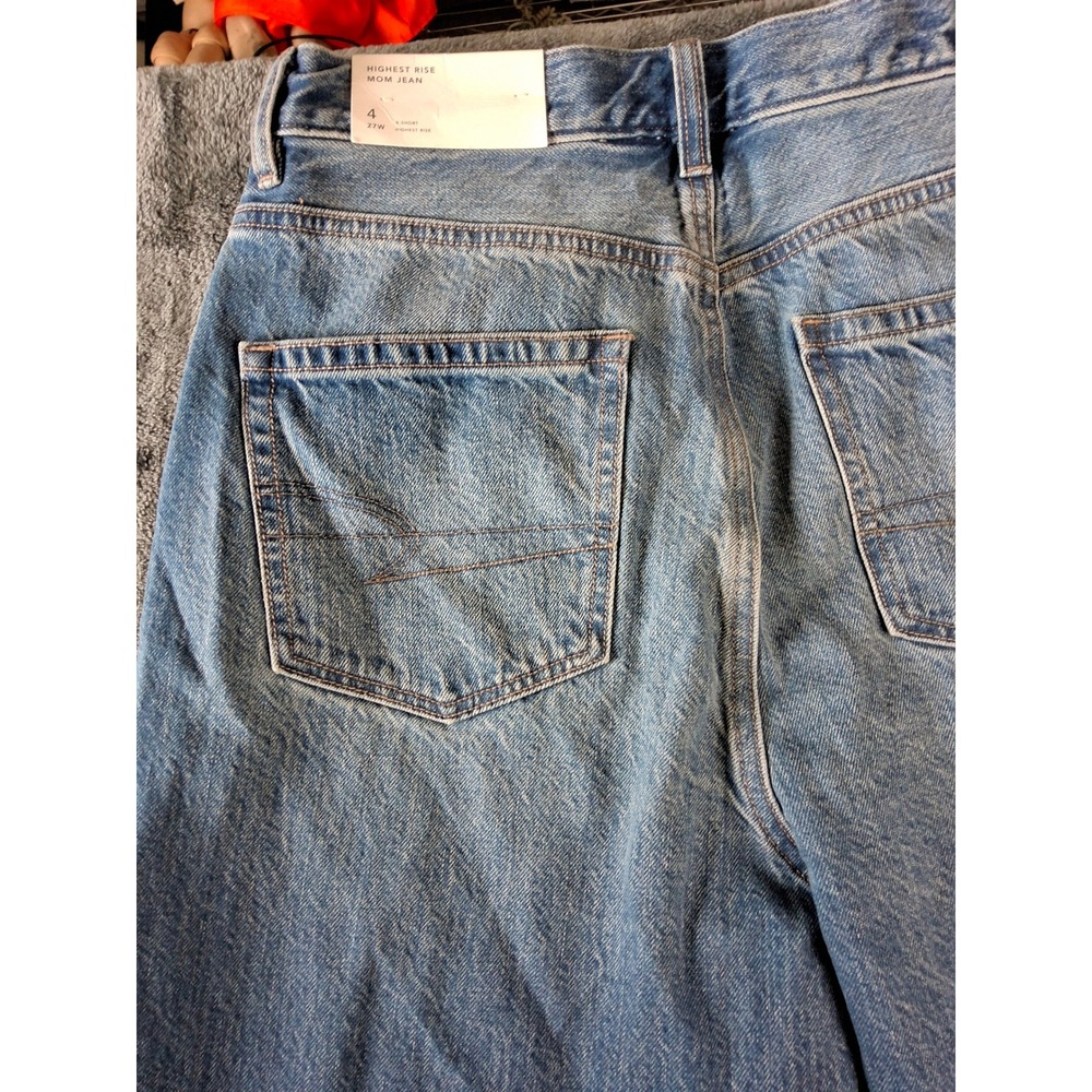 American Eagle Highest Rise Mom Jeans Gemini Blue Distressed 4 X-Short 34127308 - Picture 7 of 8